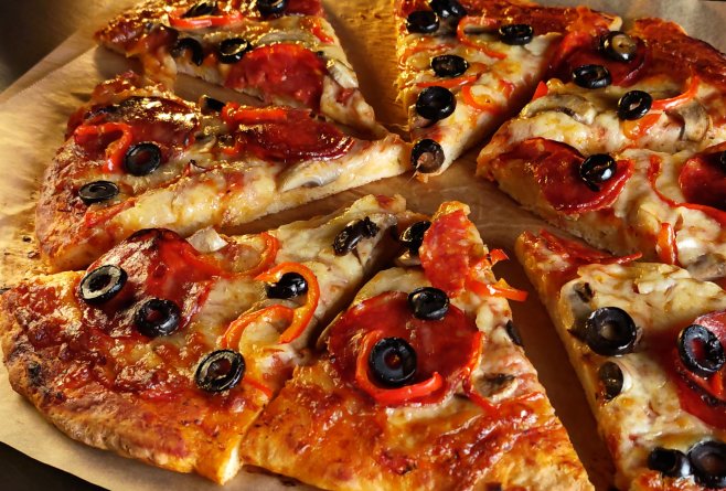 Blat de pizza în 2 minute - Rețeta rapidă și gustoasă