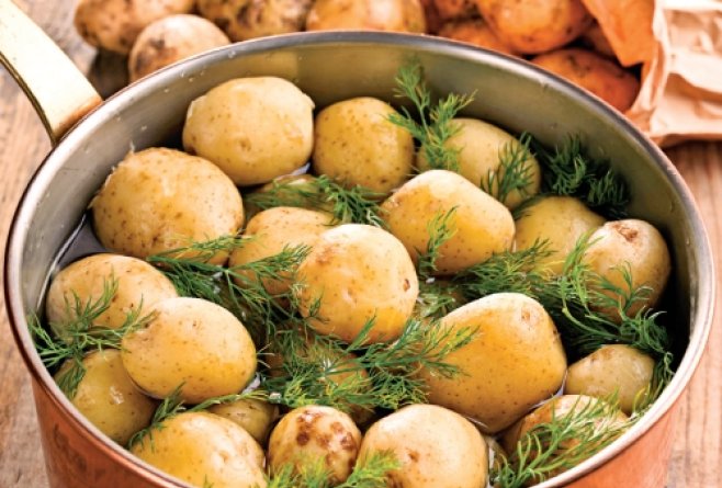 Cele mai bune 10 metode de a gati cartofii noi