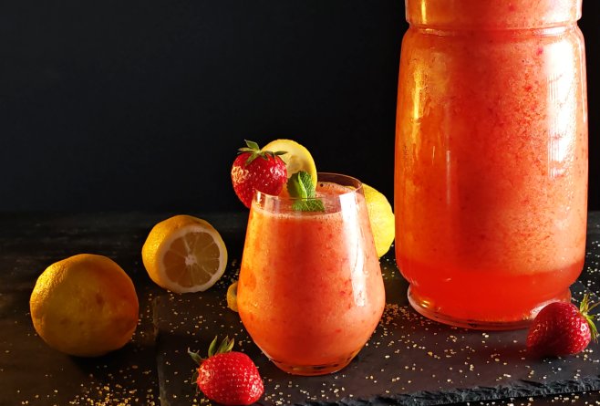 Limonadă cu căpșuni și mango - Savuroasă și răcoritoare