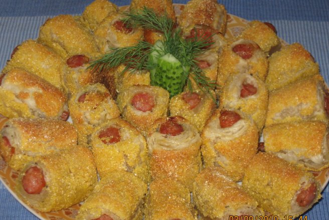 Rulouri cu carnati