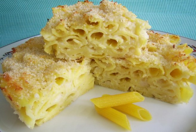 Paste cu branza si sos bechamel