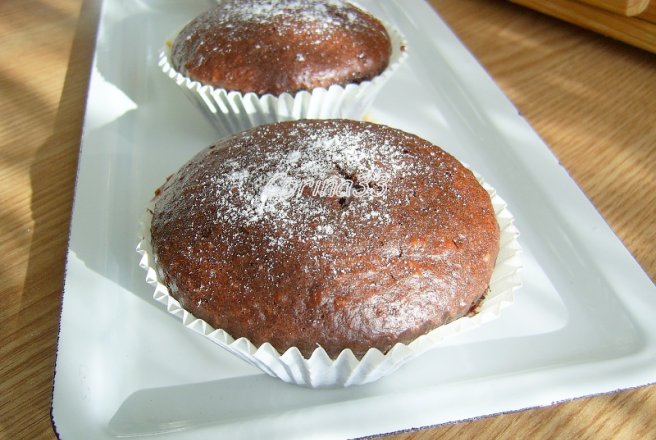 Briose negricioase cu cocos si budinca
