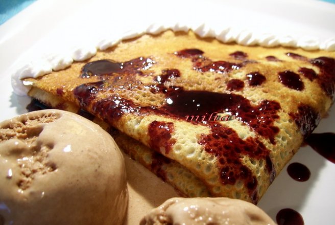 Clatite cu dulceata