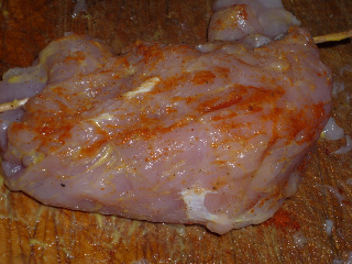 Piept de pui impanat pe gratar