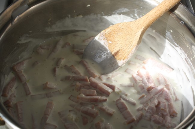 Paste semi-carbonara la cuptor
