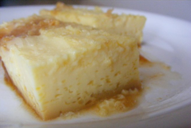 Crema desert cu oua si zahar caramel