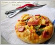 Pizette cu sunca,salam si legume-5