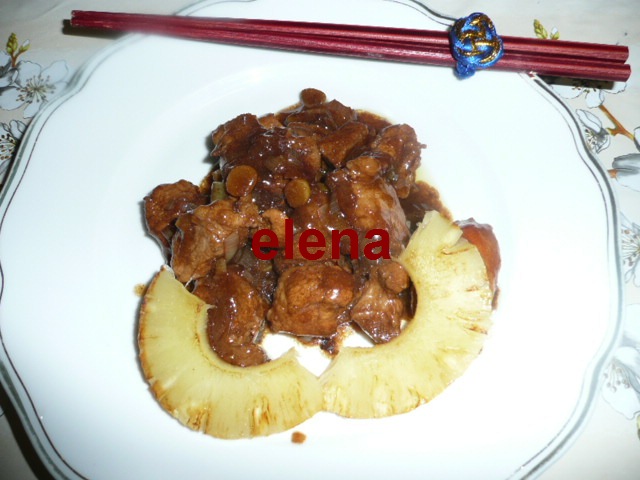 Carne de porc cu ananas