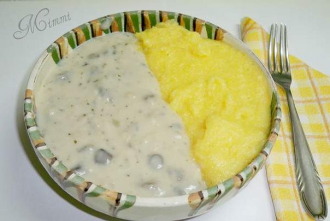 Tocanita de ciuperci