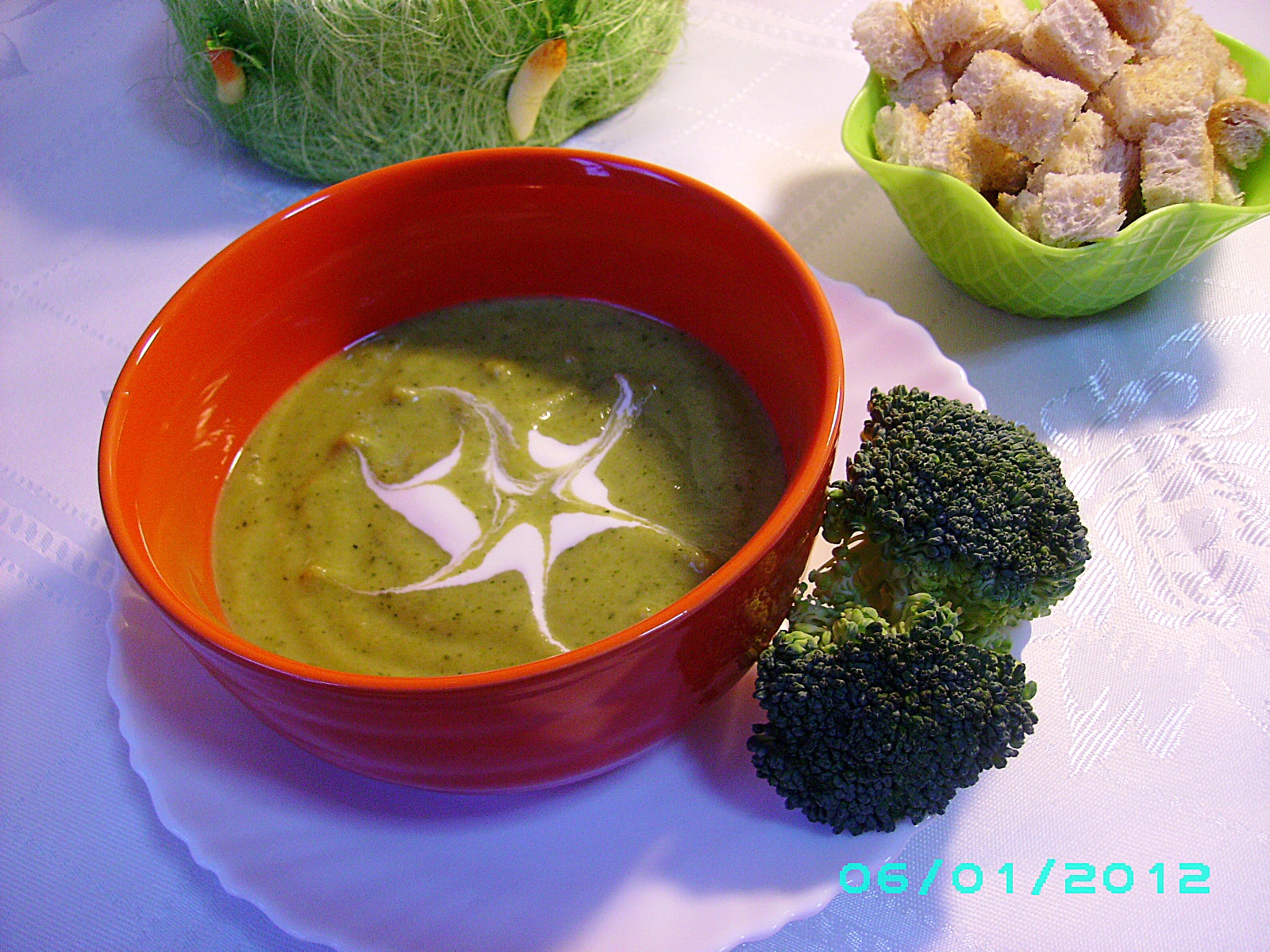 Supă cremă de broccoli