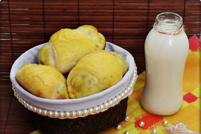 Cornuri cu ciocolata