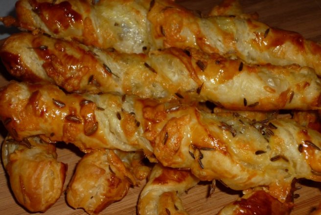Rasucele cu cascaval si chimen