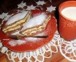 Prajitura cu foi, branza dulce si stafide-7