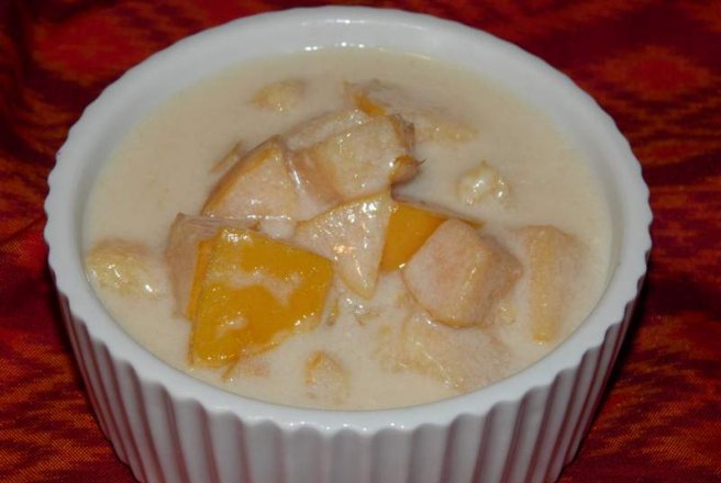 Sos de gutui