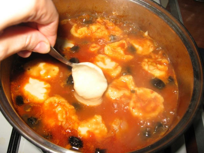 Papricas de pui cu masline