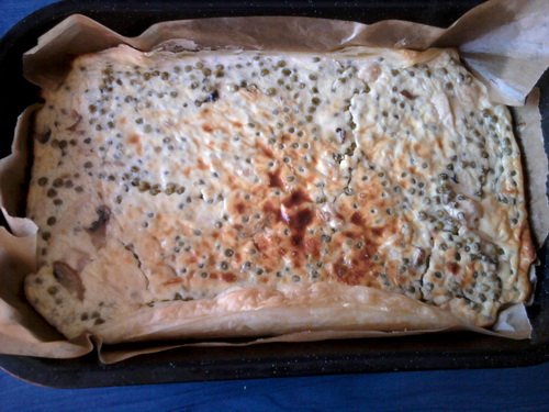 Tarta cu piept de pui si mazare