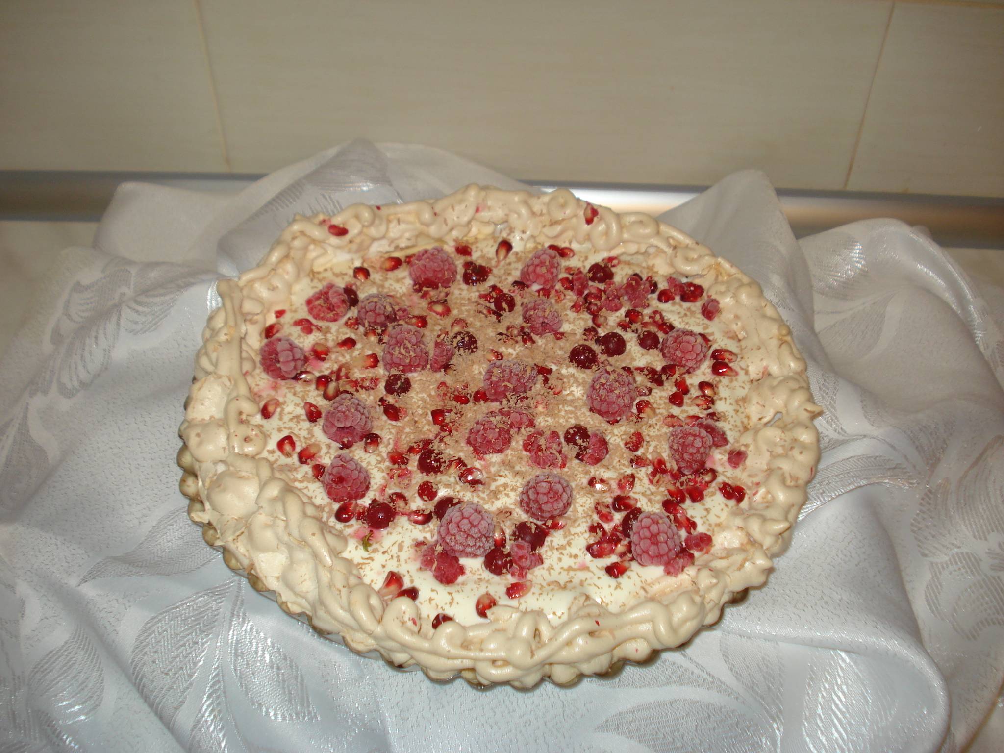 Pavlova cu fructe-Reteta cu nr.300