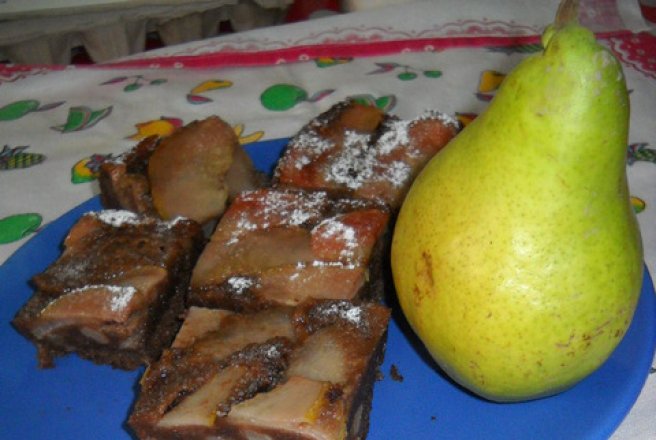 Prajitura cu pere si ciocolata