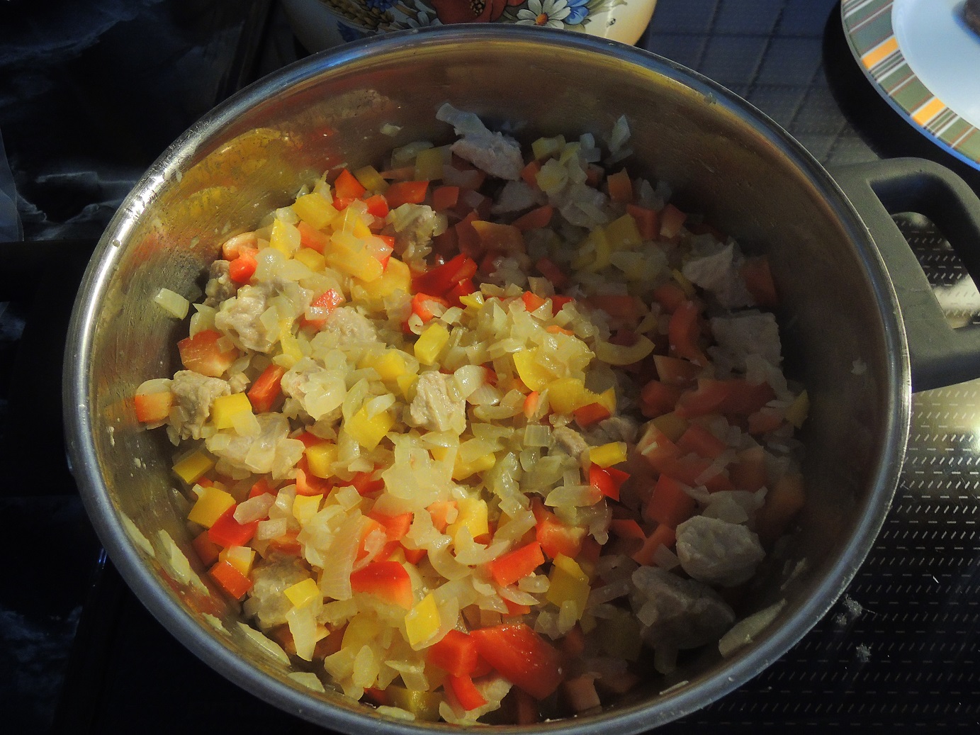Gulas cu carne de porc