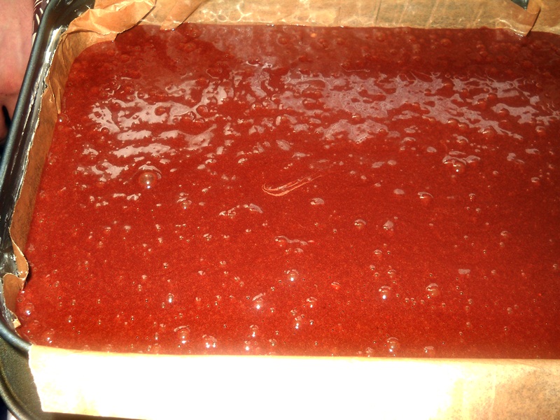 Negresa cu crema de capsuni si vanilie