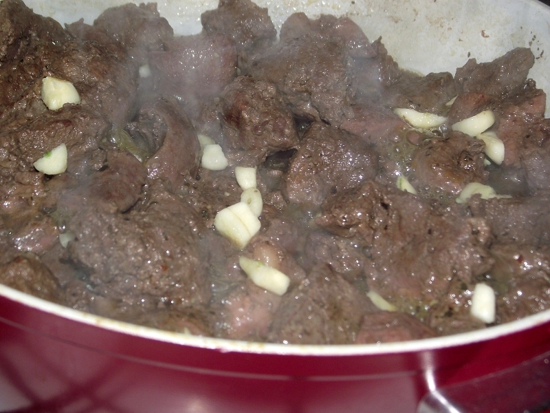 Maruntaie de porc, cu mamaliga