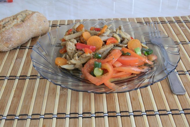 Mâncare de soia cu legume