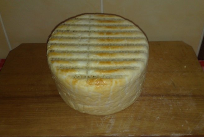 Cascaval afumat de casa