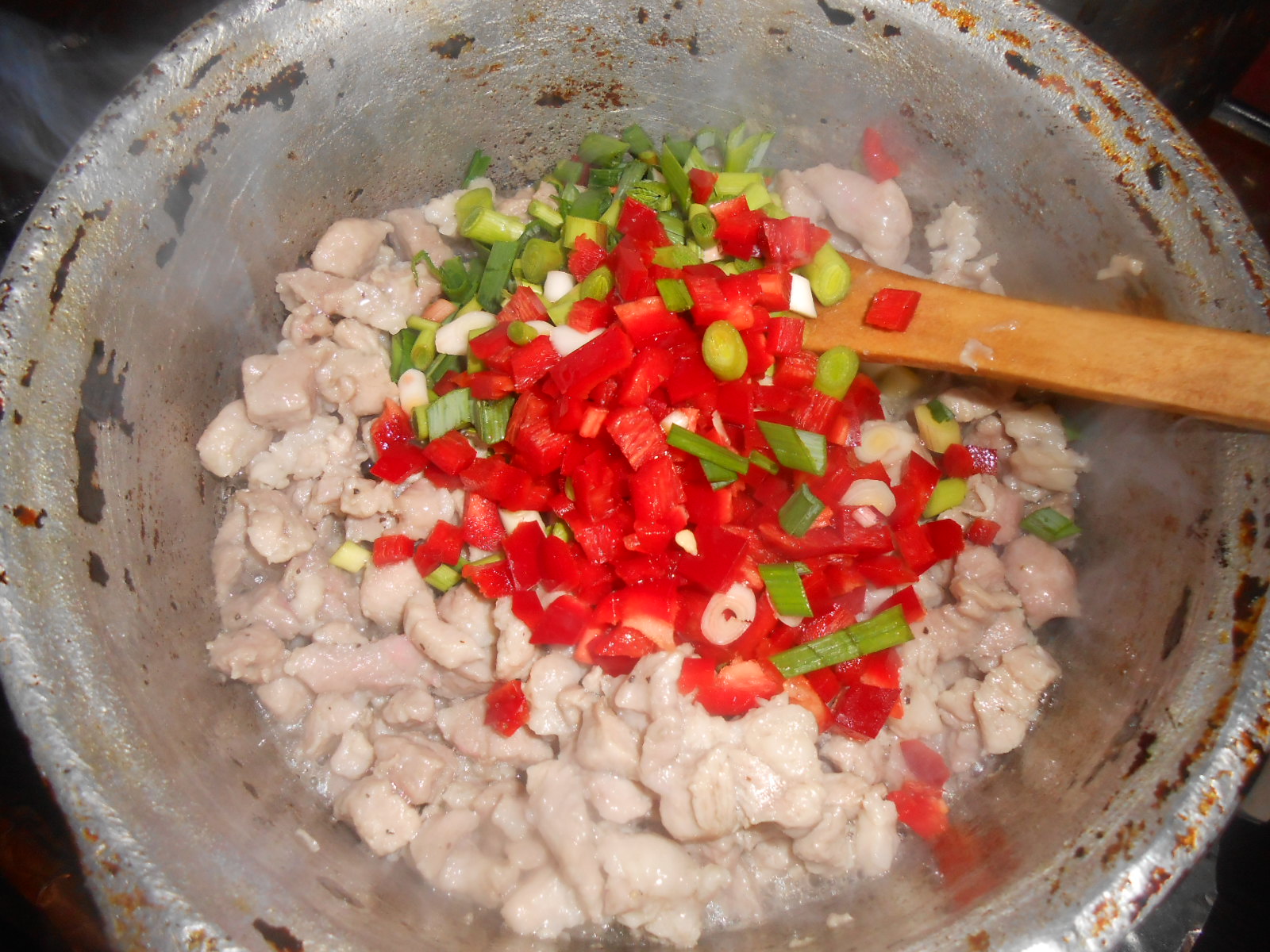 Cosulete cu ceafa de porc si mozzarella