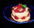 Mousse de ciocolată cu mentă şi zmeură-0
