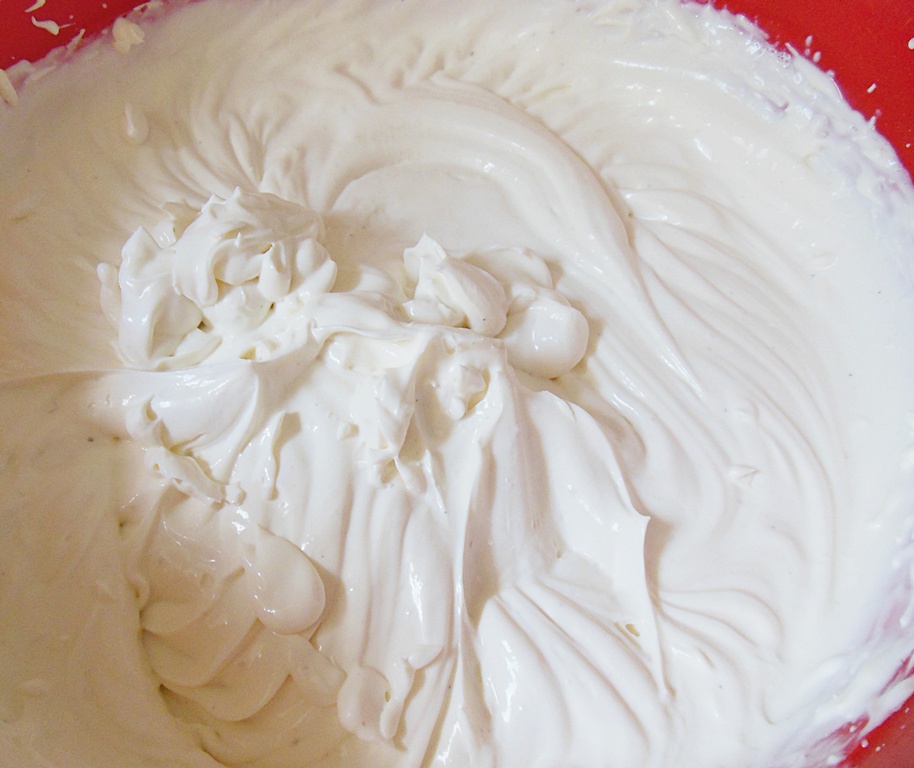 Prajitura cu mascarpone si zmeura
