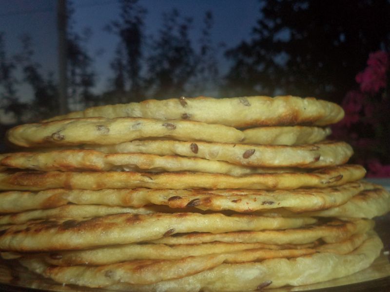 Retese cu telemea si seminte de in