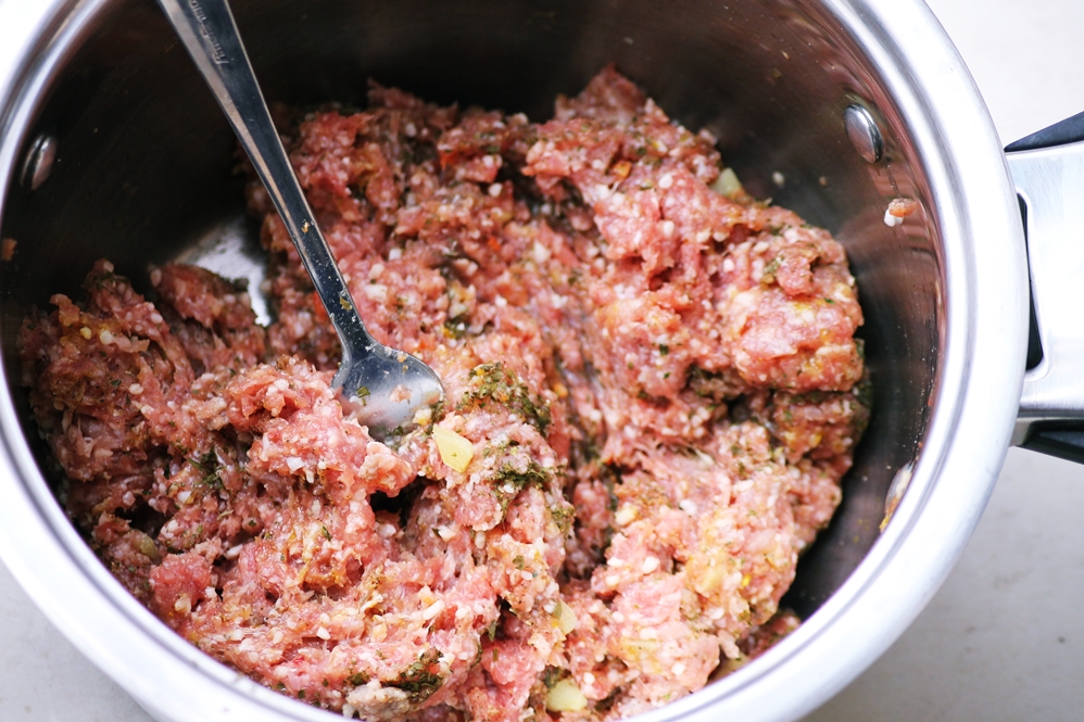 Musaca din piure de cartofi si carne amestec