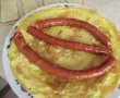 Rulada din foietaj cu omleta si carnati-1