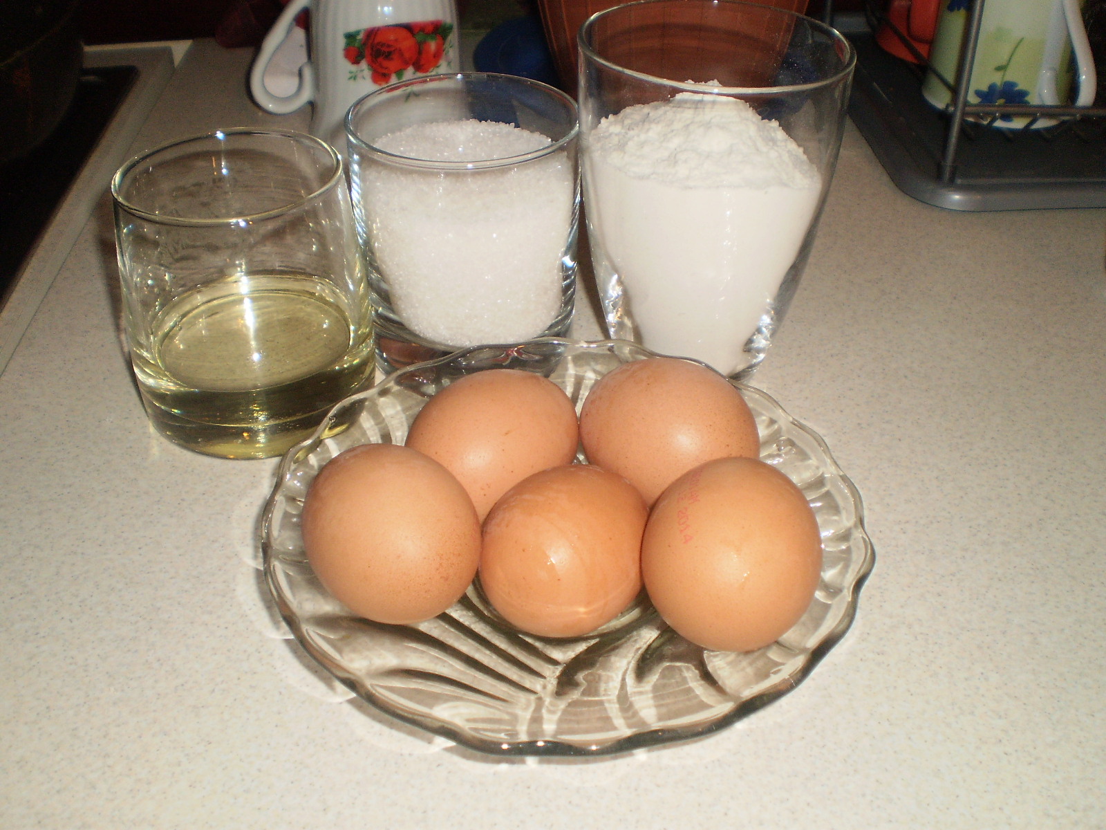 Tort cu crema de ciocolata si nuci
