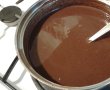 Tort cu creme de ciocolata si crema de visine-2