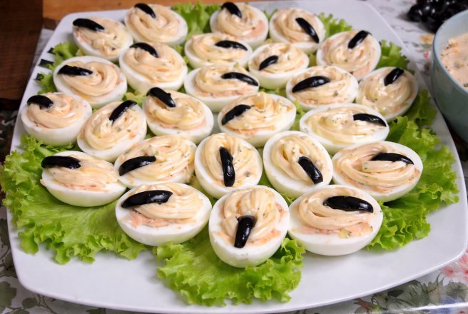 Ouă umplute