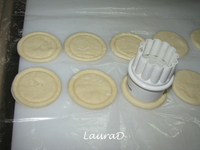 Tarte cu branza de capra si masline