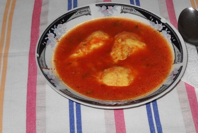 Supa de legume cu galuste de gris