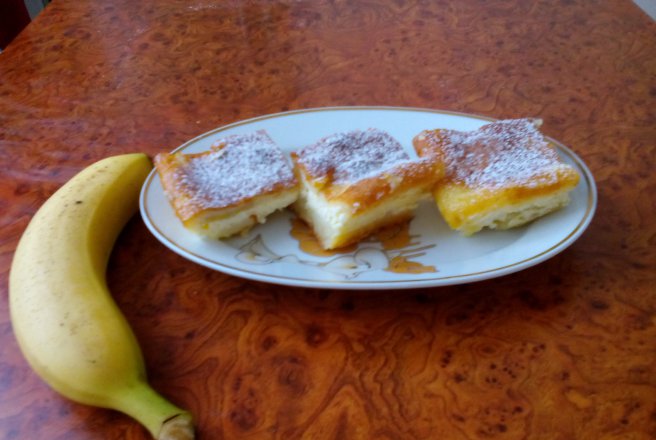 Prajitura cu branza si banane