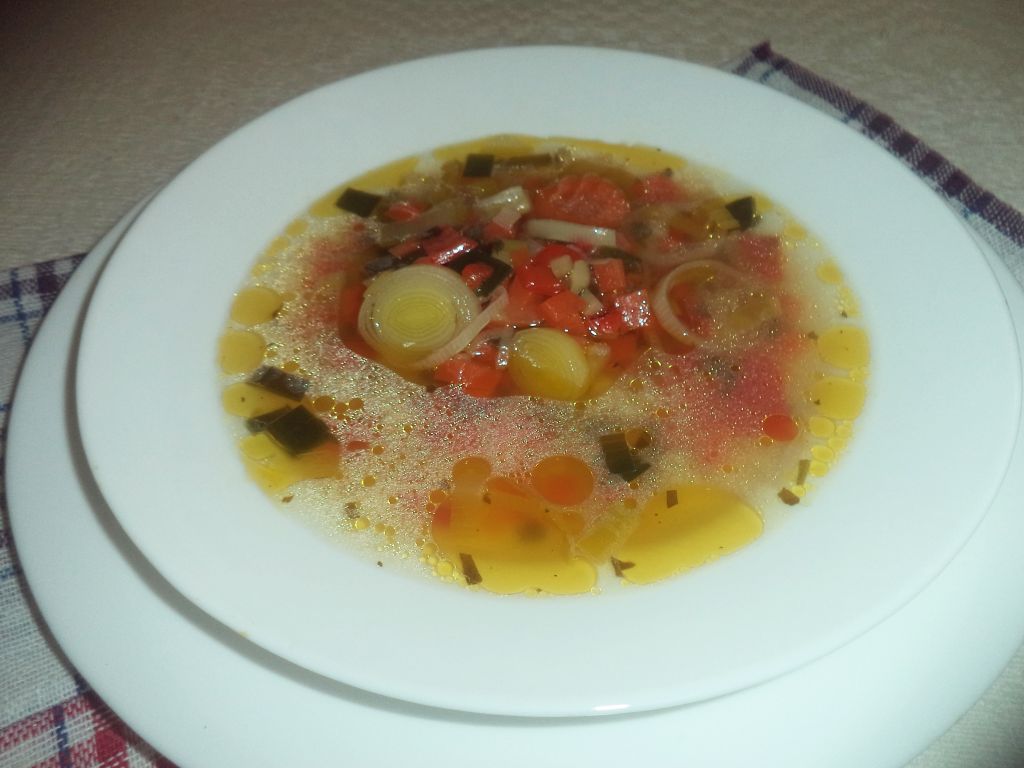 Supa de praz cu radacinoase