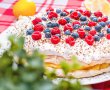 Pavlova cu crema de whiskey Baileys-0