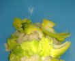 Floricele umplute cu pasta de avocado si conopida-5