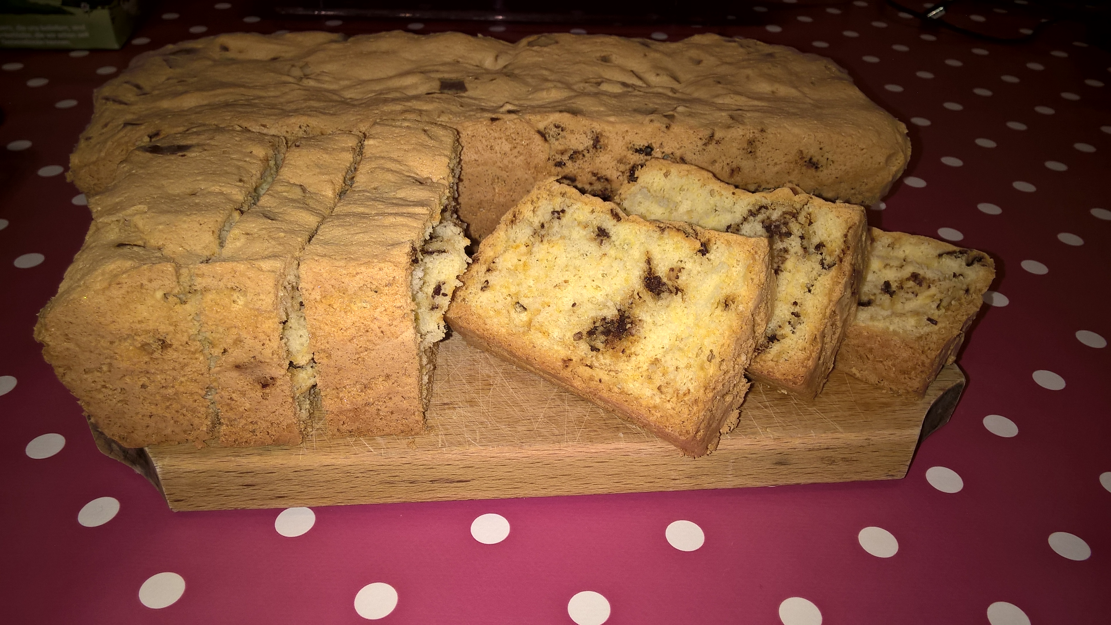 Chec cu fulgi de ciocolata