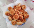 Gogosi glazurate cu ciocolata alba-2