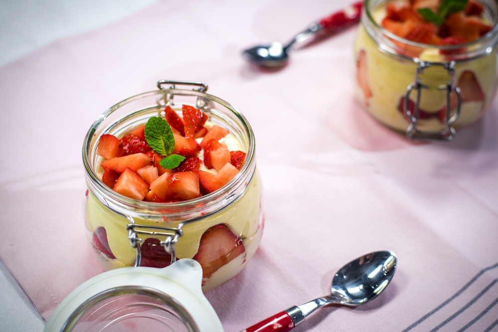 Desert tiramisu cu capsuni