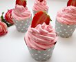 Desert cupcakes cu capsuni-10