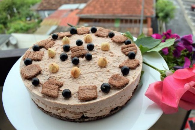 Desert cheesecake cu nutella