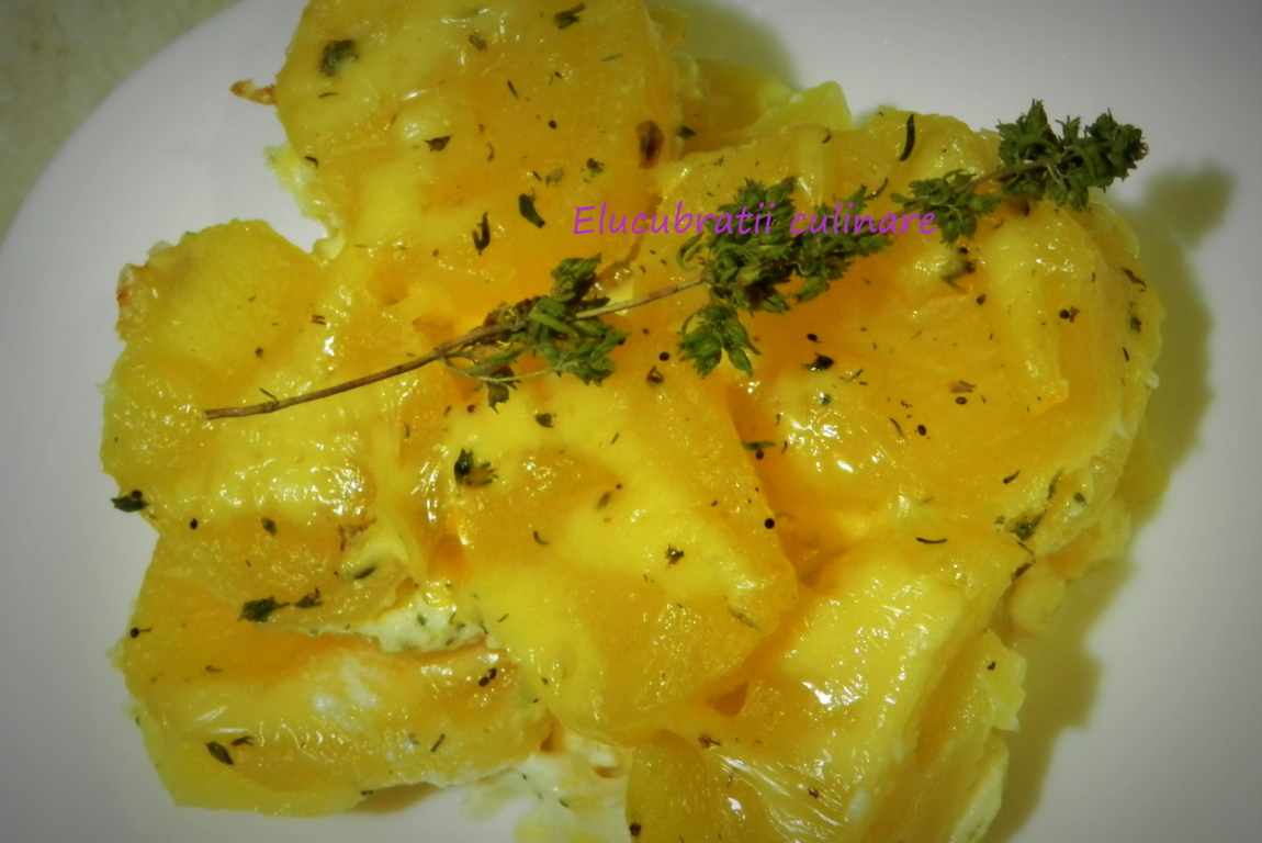 Cartofi Dauphinoise