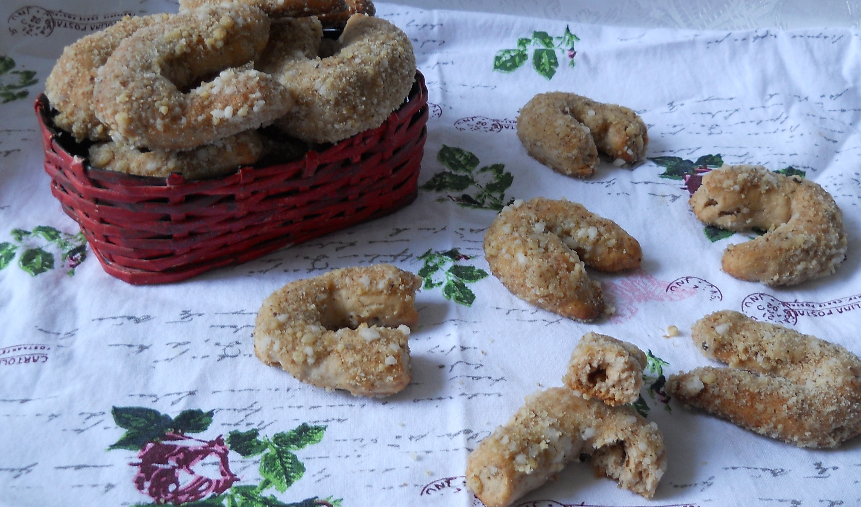 Desert cornulete de post cu miere