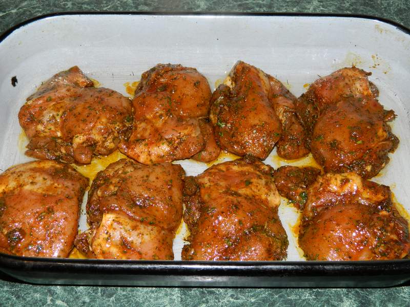 Pulpe de pui marinate, la cuptor